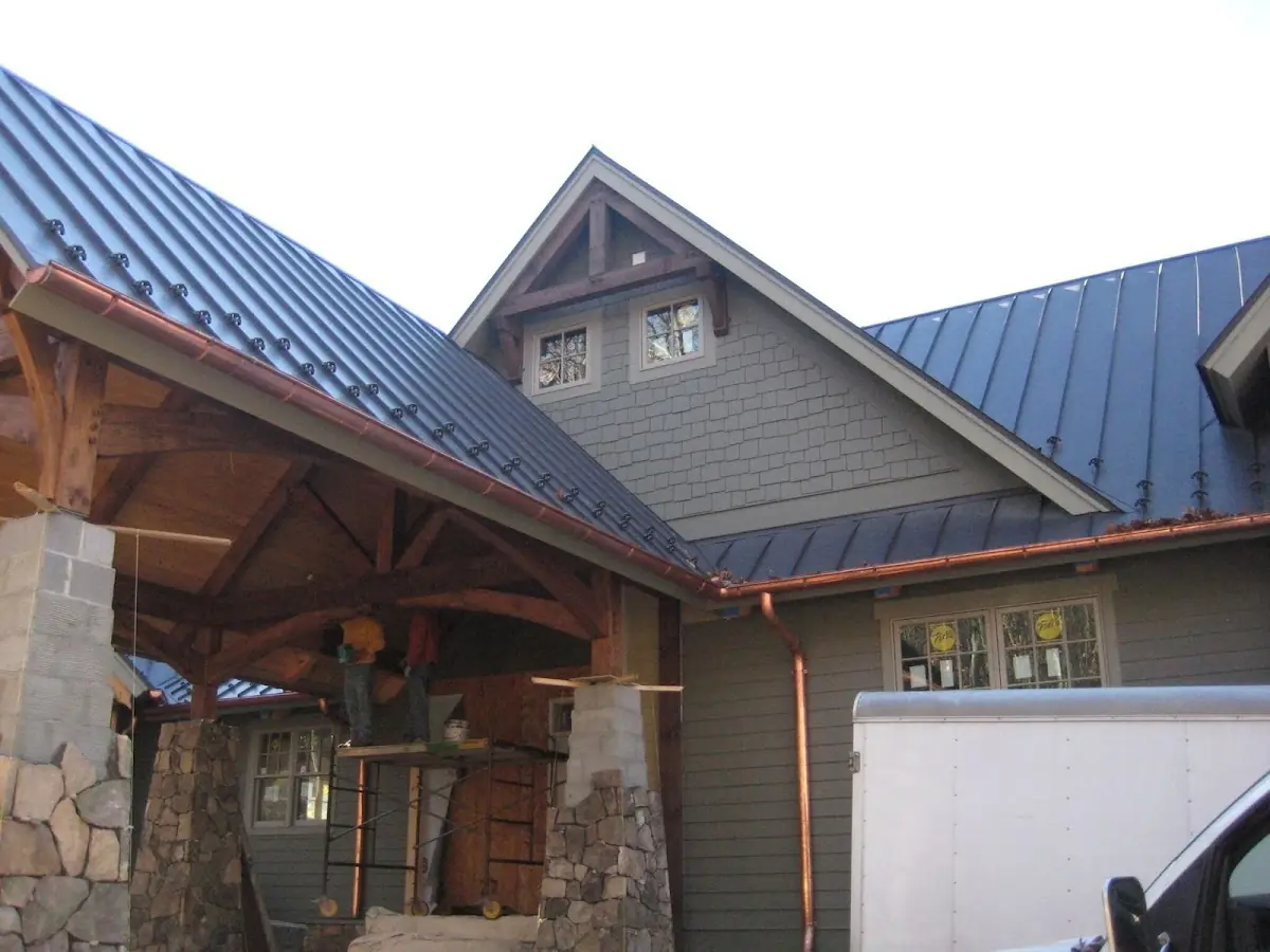Craftsman Roofing team delivering quality roofing work in West Phoenix
